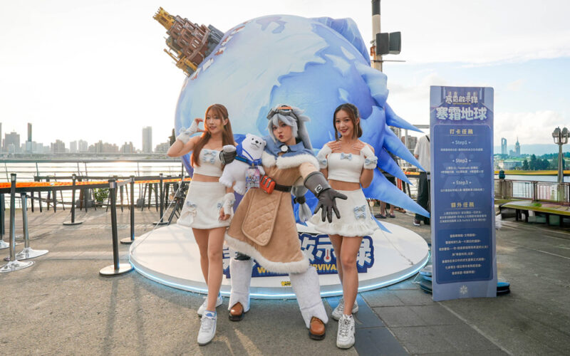 60萬人擠爆大稻埕!《寒霜啟示錄》煙火節成今夏最凍感盛典